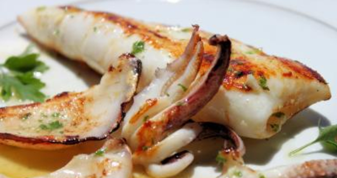 Calamar plancha (precio según mercado)