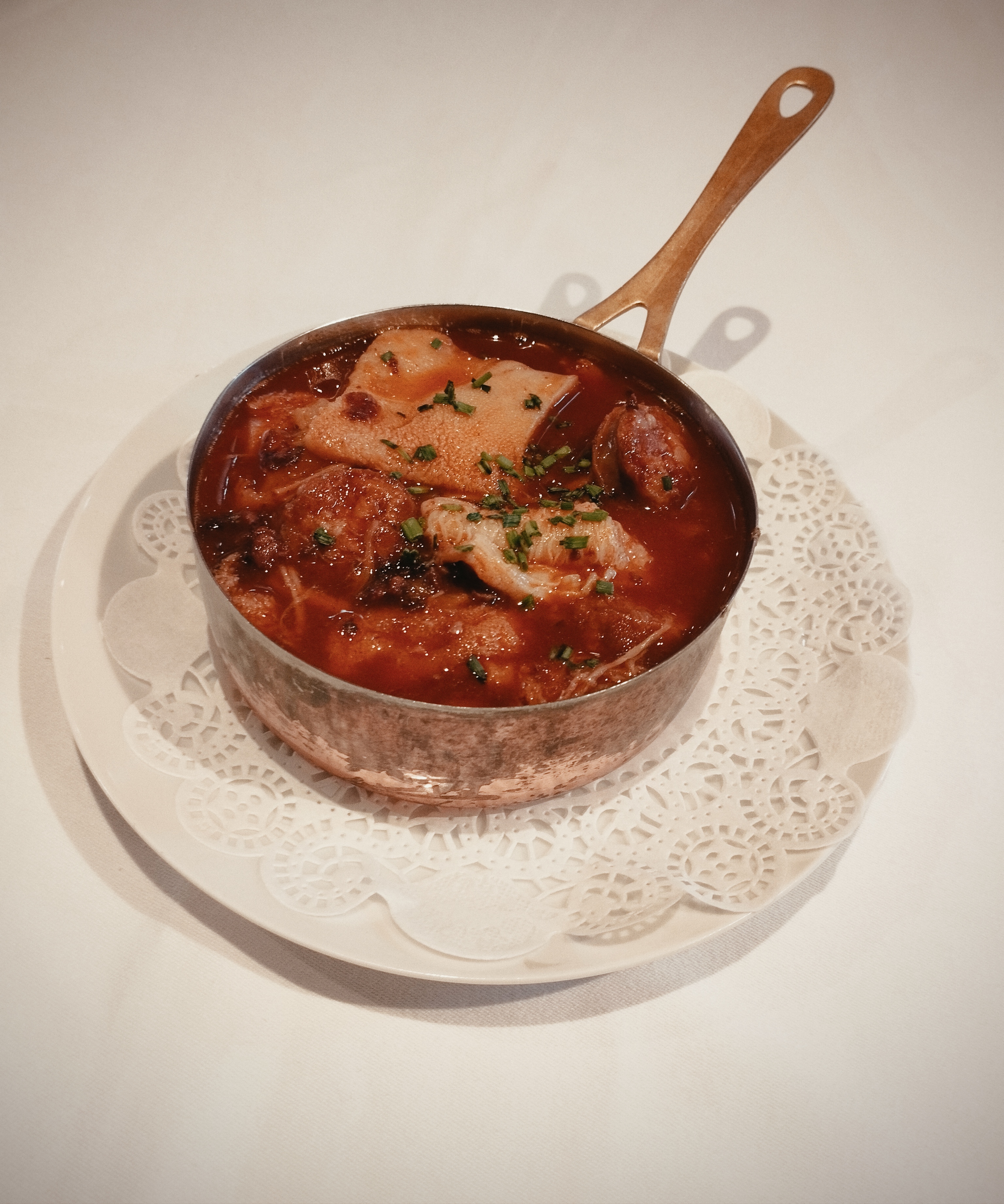 Callos con chorizo y morcilla